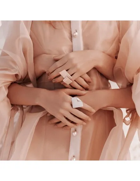 IMPERFECT SQUARE ring Minimalist, handcrafted - Monom