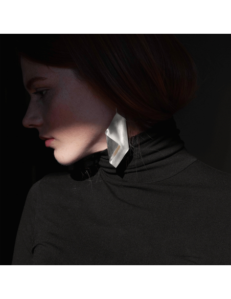 Cercei IMPERFECT LEAF Minimal, realizati manual - Monom