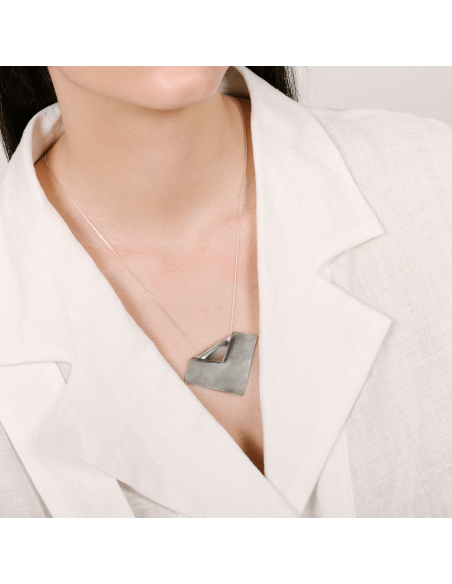 IMPERFECT SQUARE necklace Minimalist, handcrafted - Monom