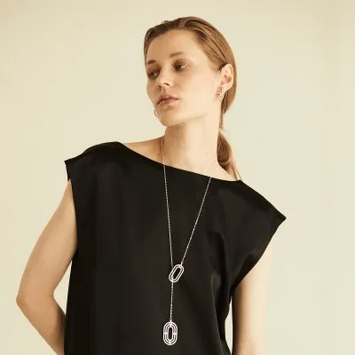 The Solaria Oval necklace Minimalist, handcrafted - Monom 2