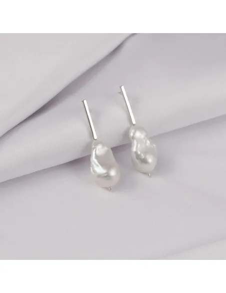 LINIA Lush Minimal Earrings, Handmade by Monom