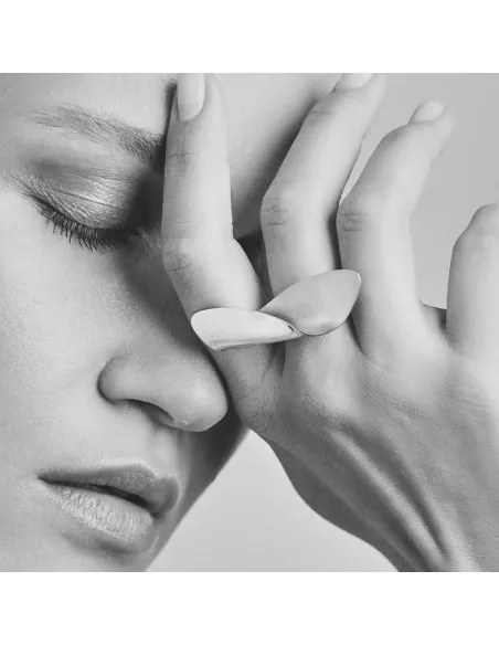 Etala Petal Minimal Ring, Handcrafted - Monom