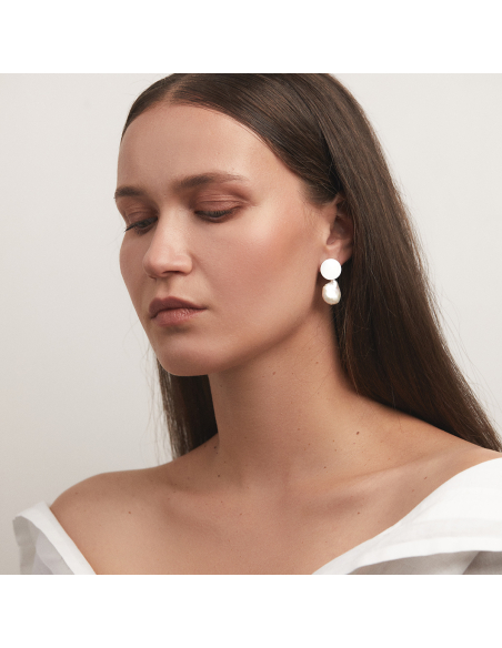 Cercei PLATTITUDE drop perla Minimal, realizate manual. - Monom