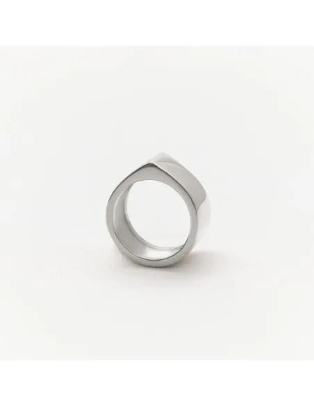 Bendis Ring