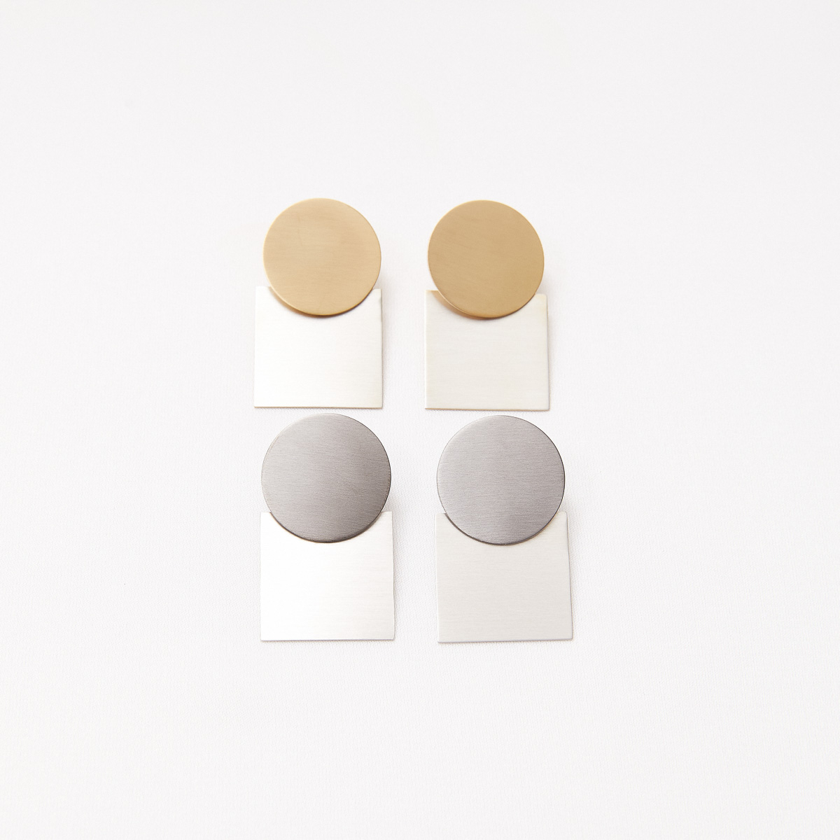 PLATTITUDE earrings Minimalist, handcrafted - Monom