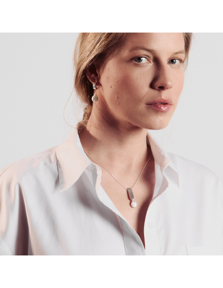 The Troia Pendant necklace Minimalist, handcrafted - Monom