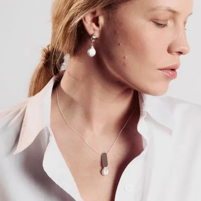 The Troia Pendant necklace Minimalist, handcrafted - Monom 2